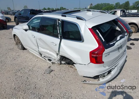 2017 Volvo Xc90 T6 Momentum z USA, uszkodzony, nr VIN YV4A22PK1H1141874